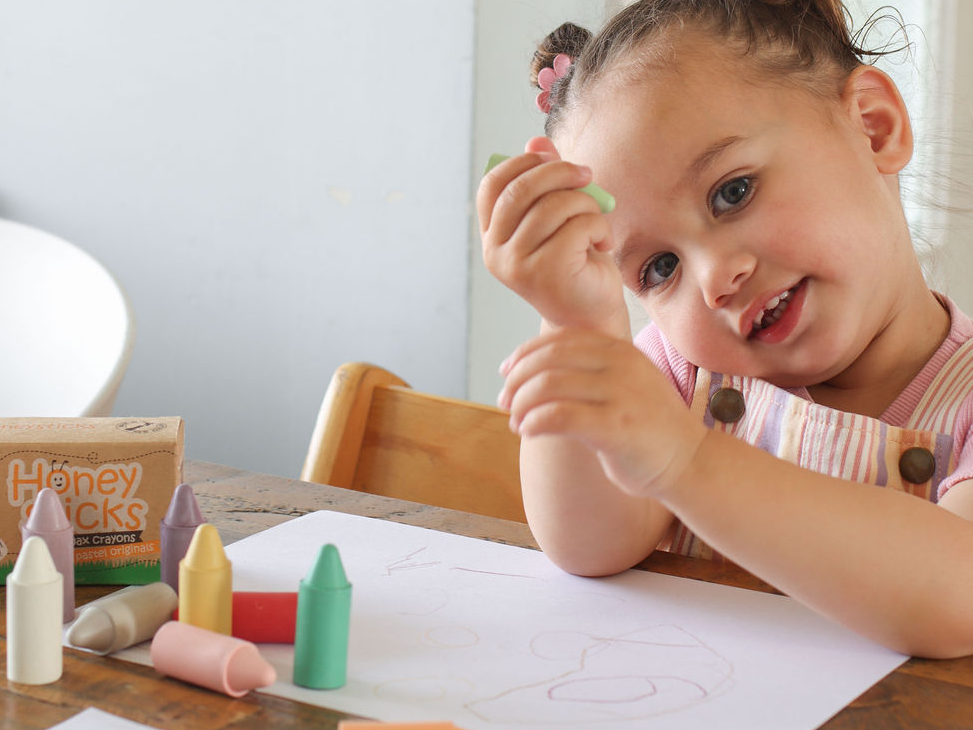 Supporting Children’s Grip Development: Which Honeysticks Crayon is Right for my Child? 🖍️